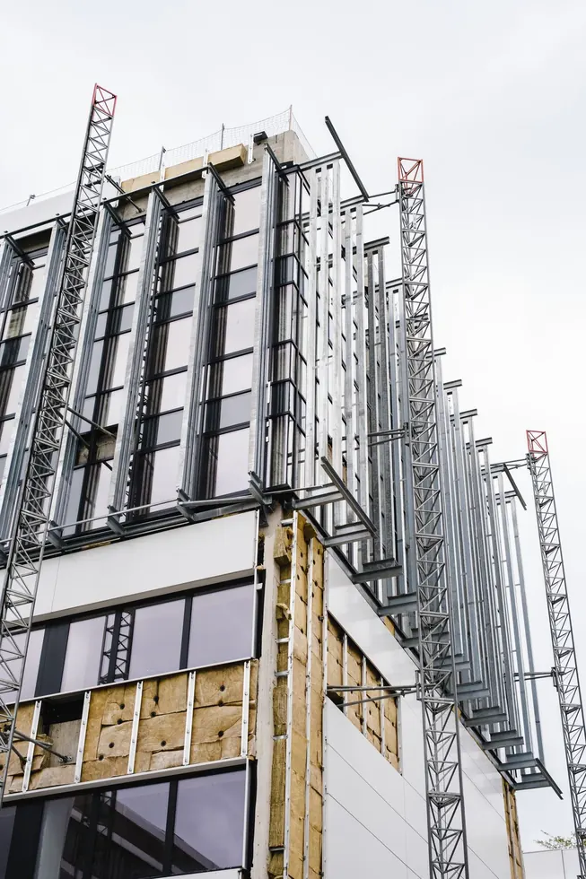 Commercial facade with curtain-wall framing